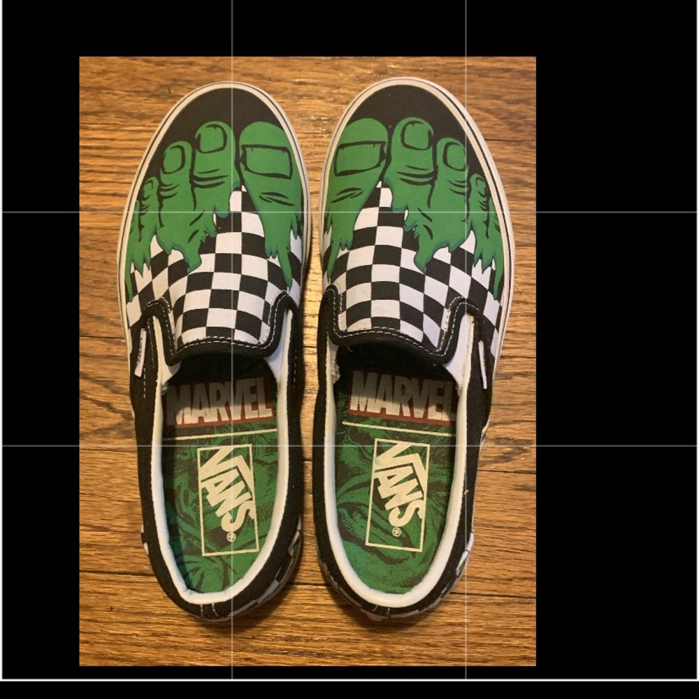 Women’s size 7.5 Hulk VANS